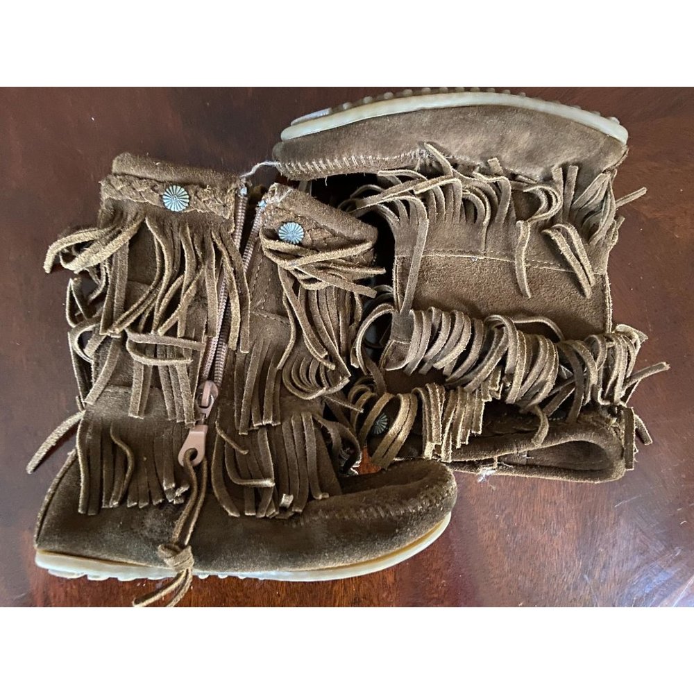 Girls Size 11 Minnetonka Double Fringe Leather Boots